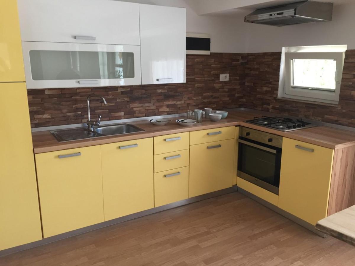 Hillside Bio Resort Apartment With Mountain View Prebold ภายนอก รูปภาพ